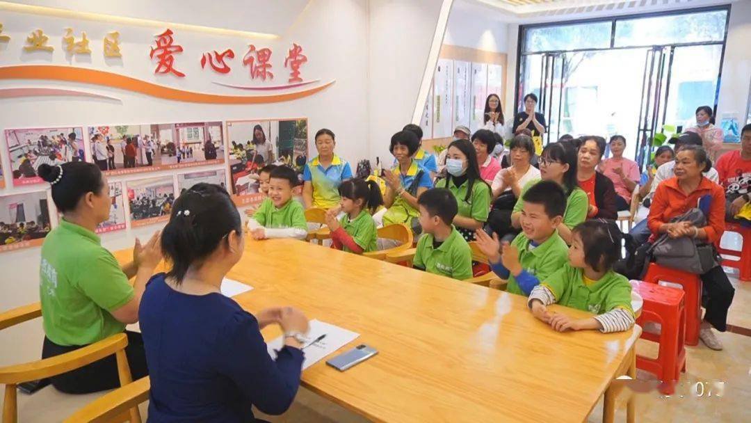 百场能者为师优秀课程进社区让优质教育资源惠及更多