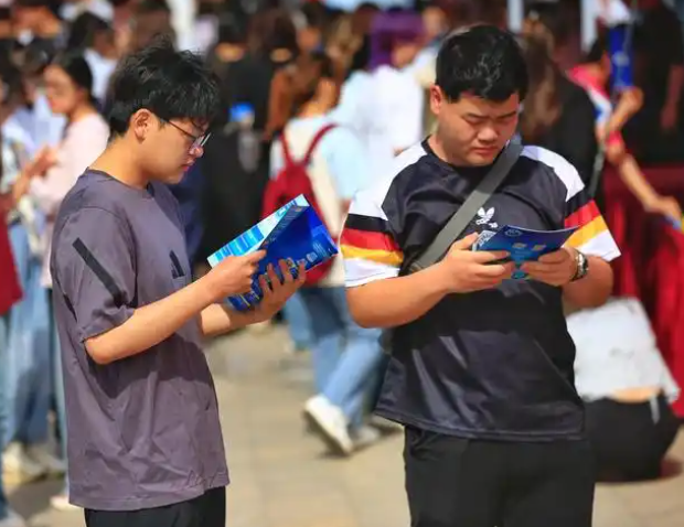 大学生要点关注定向拓岗和实践岗位执行状况实在提高岗位利用率